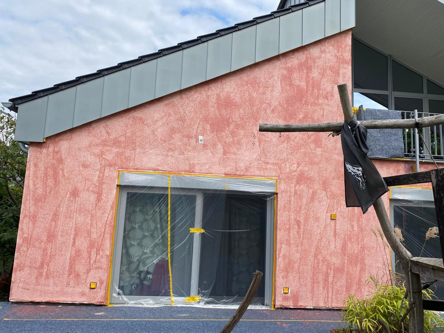 Bauabdichtungen- Bausanierungen Tiriakidis -  Komplette Renovierungsdienstleistungen – Fassaden arbeiten- Treppenabgang