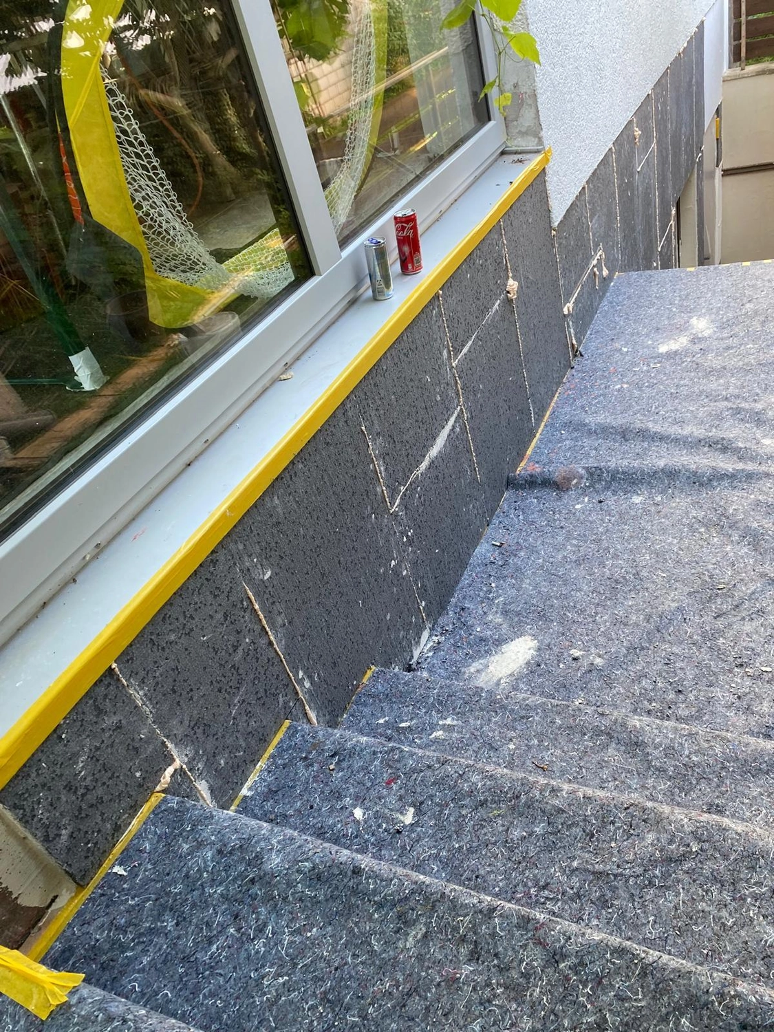 Bauabdichtungen- Bausanierungen Tiriakidis -  Komplette Renovierungsdienstleistungen – Fassaden arbeiten- Treppenabgang