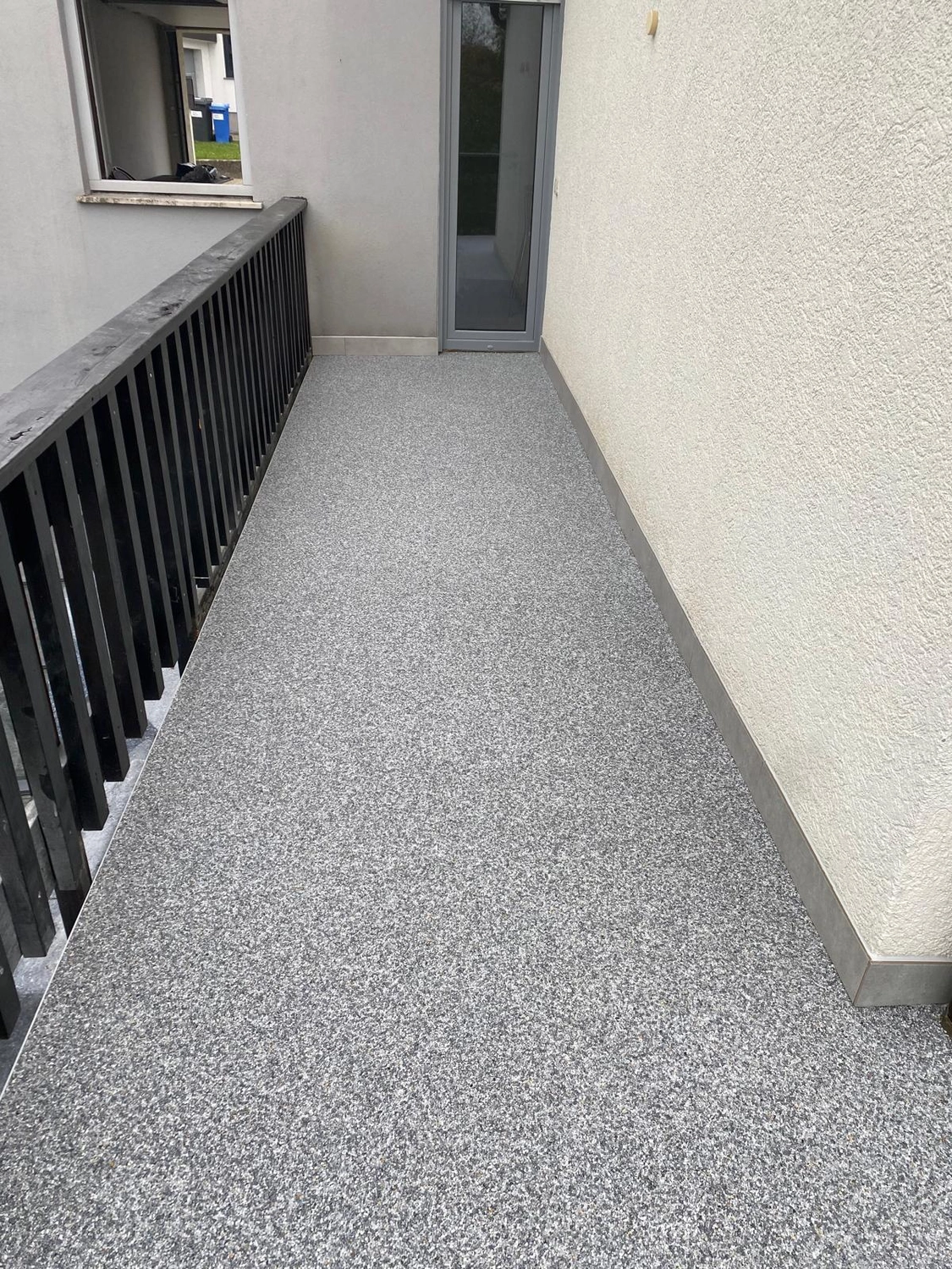 Bauabdichtungen- Bausanierungen Tiriakidis -  Komplette Renovierungsdienstleistungen – Steinteppiche-Beschichtigungen