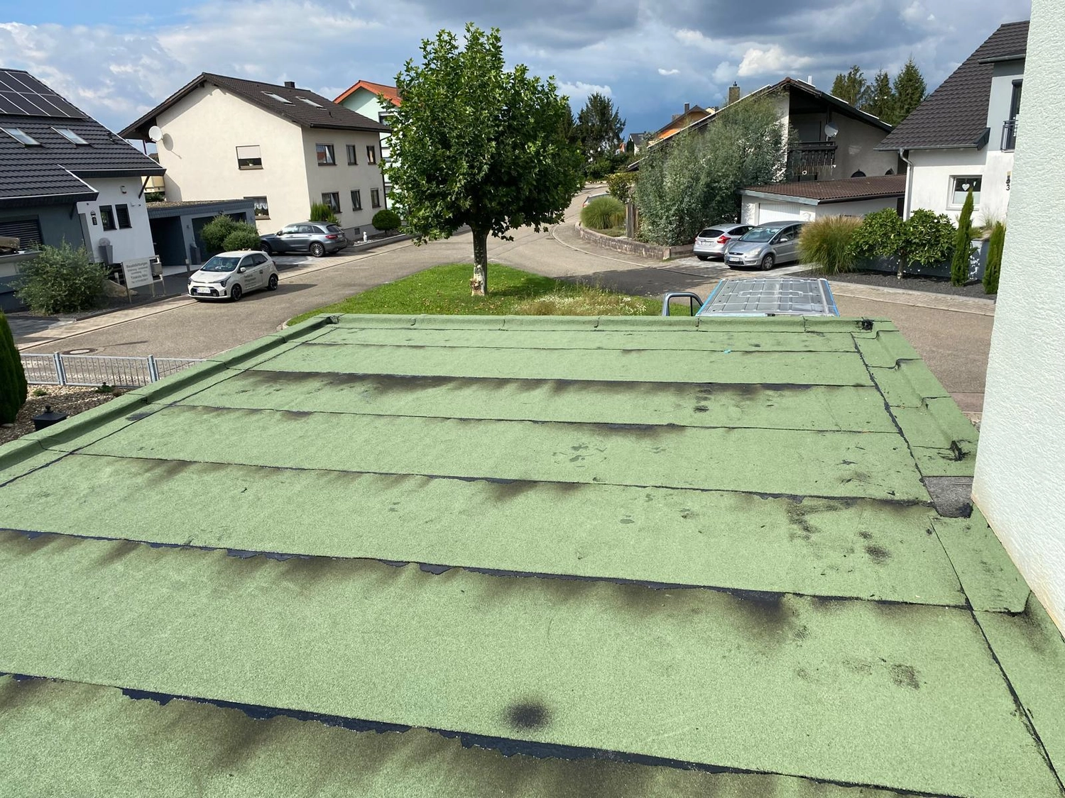 Bauabdichtungen- Bausanierungen Tiriakidis -  Komplette Renovierungsdienstleistungen – Flachdach - Balkon Schweißbahnen verlegen