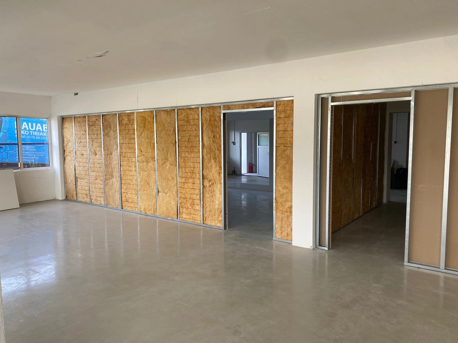 Bauabdichtungen- Bausanierungen Tiriakidis -  Komplette Renovierungsdienstleistungen – Trockenbauarbeiten