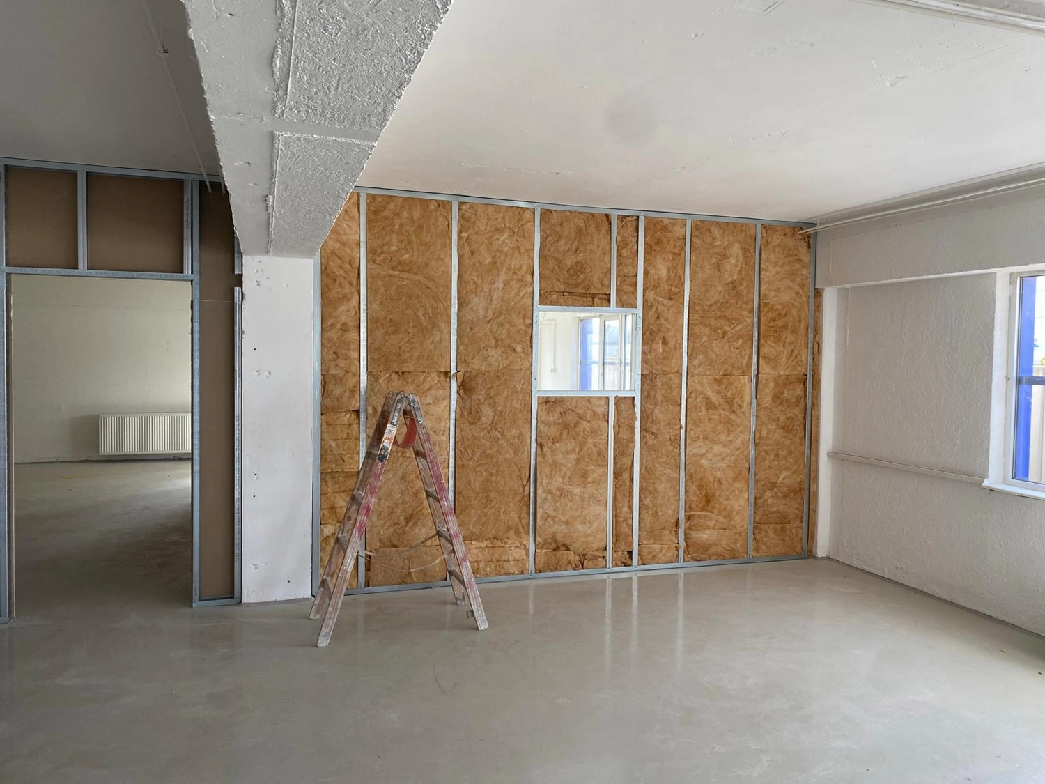 Bauabdichtungen- Bausanierungen Tiriakidis -  Komplette Renovierungsdienstleistungen – Trockenbauarbeiten