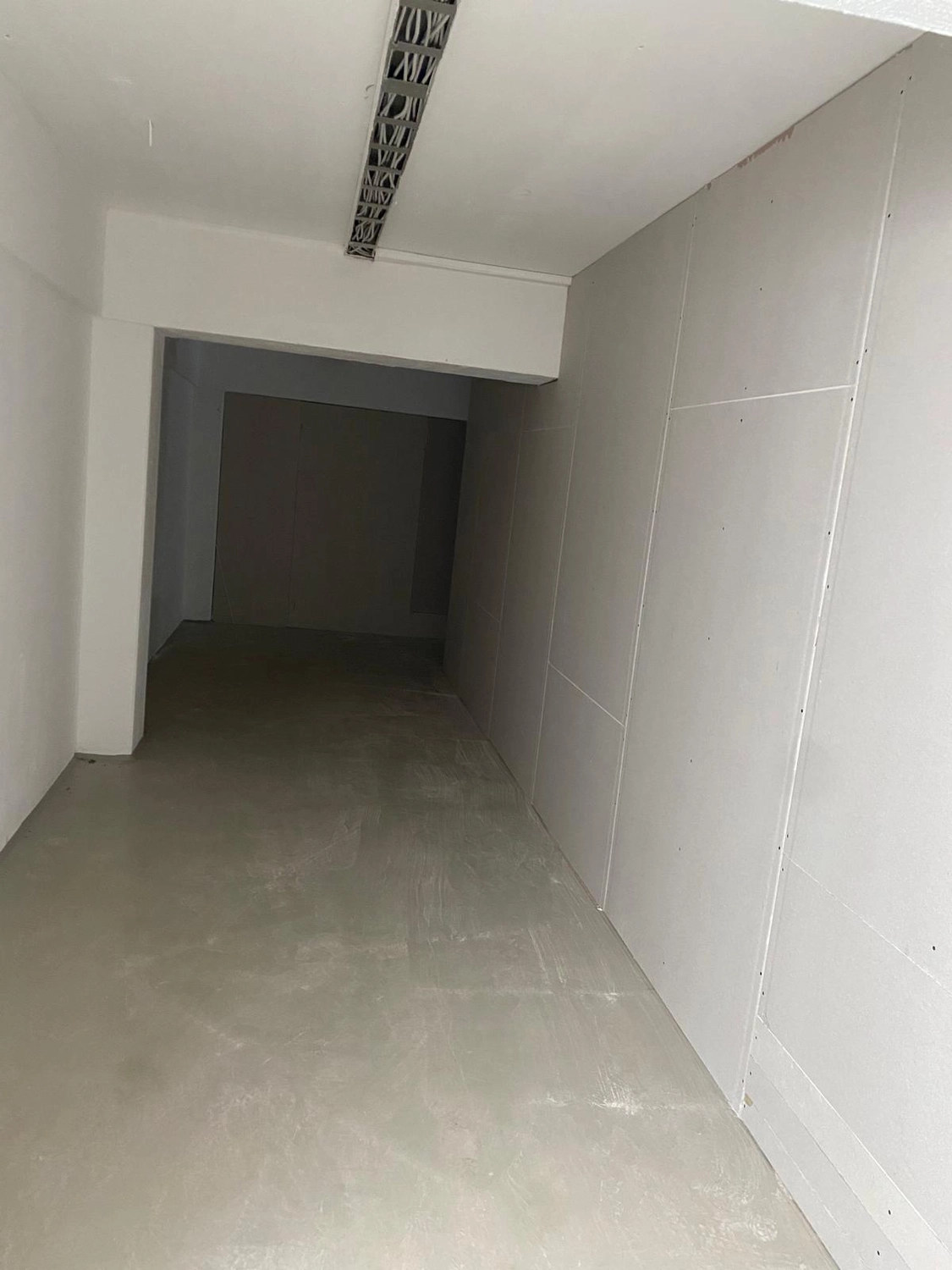 Bauabdichtungen- Bausanierungen Tiriakidis -  Komplette Renovierungsdienstleistungen – Trockenbauarbeiten