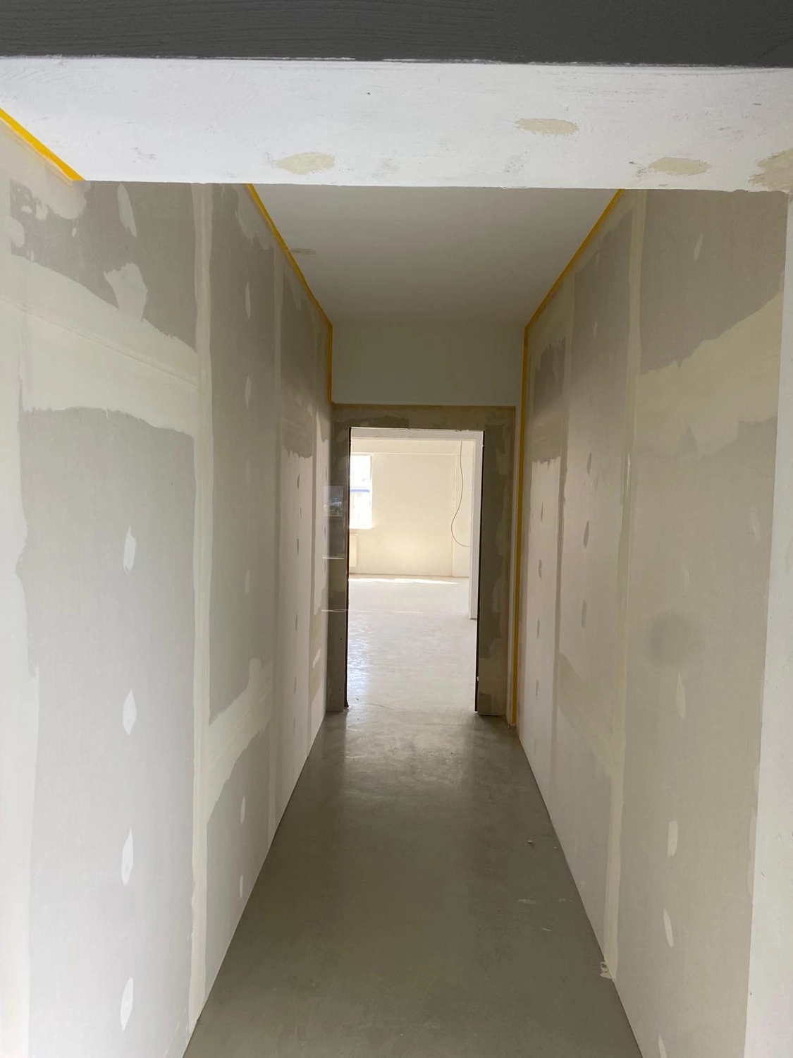 Bauabdichtungen- Bausanierungen Tiriakidis -  Komplette Renovierungsdienstleistungen – Trockenbauarbeiten