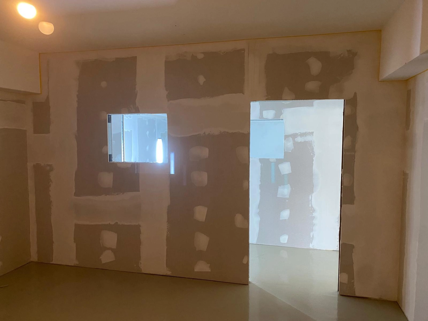 Bauabdichtungen- Bausanierungen Tiriakidis -  Komplette Renovierungsdienstleistungen – Trockenbauarbeiten