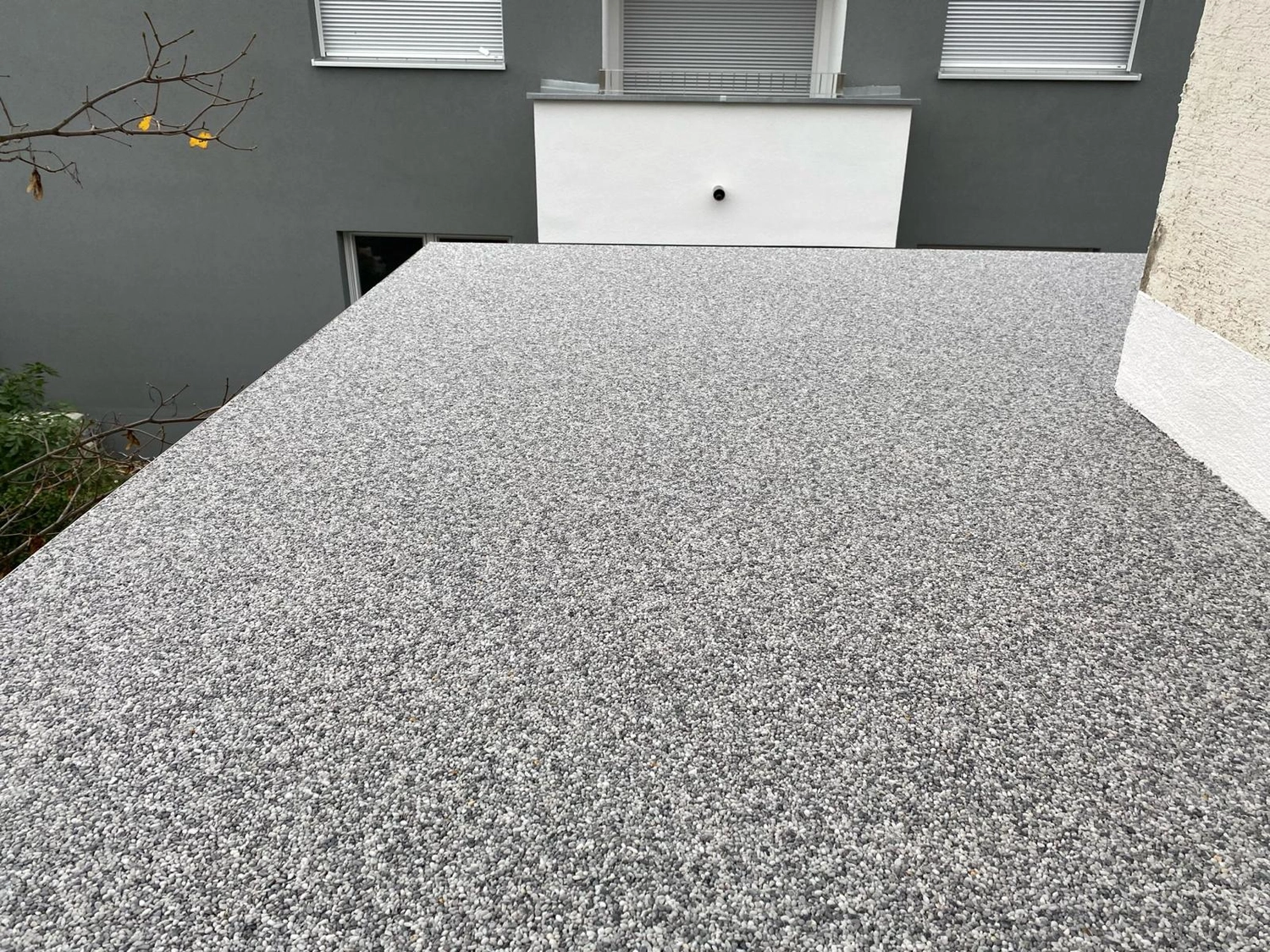 Bauabdichtungen- Bausanierungen Tiriakidis -  Komplette Renovierungsdienstleistungen – Steinteppiche-Beschichtigungen