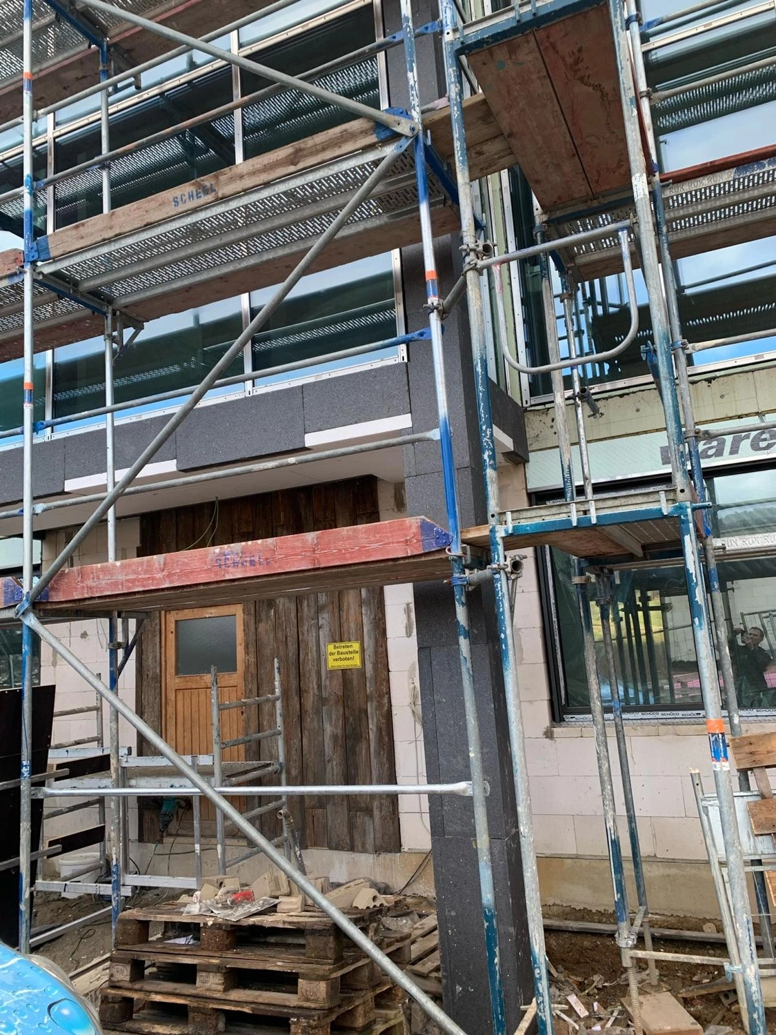  Bauabdichtungen- Bausanierungen Tiriakidis -  Komplette Renovierungsdienstleistungen – Dach - Fassade Sanierung