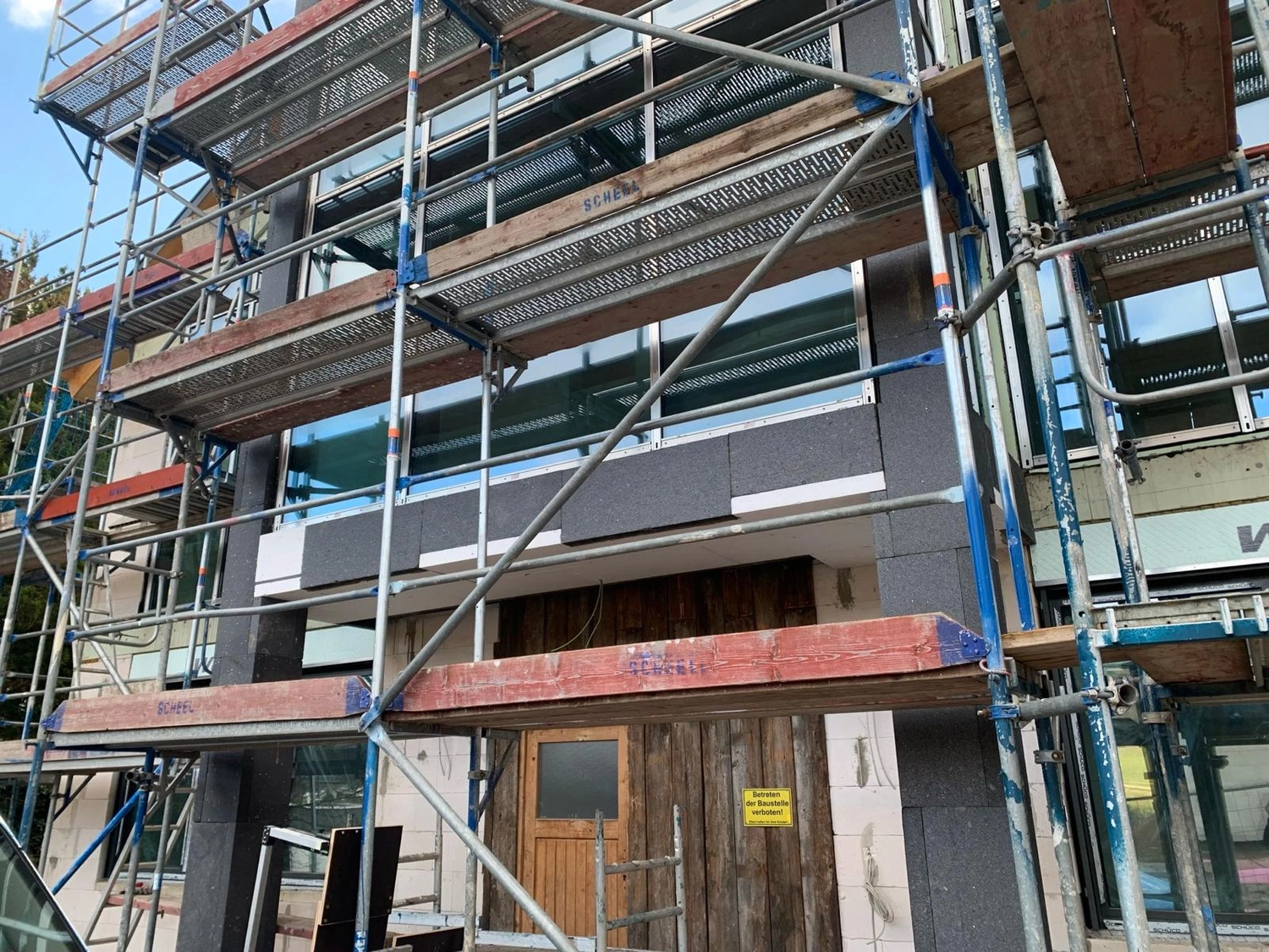  Bauabdichtungen- Bausanierungen Tiriakidis -  Komplette Renovierungsdienstleistungen – Dach - Fassade Sanierung