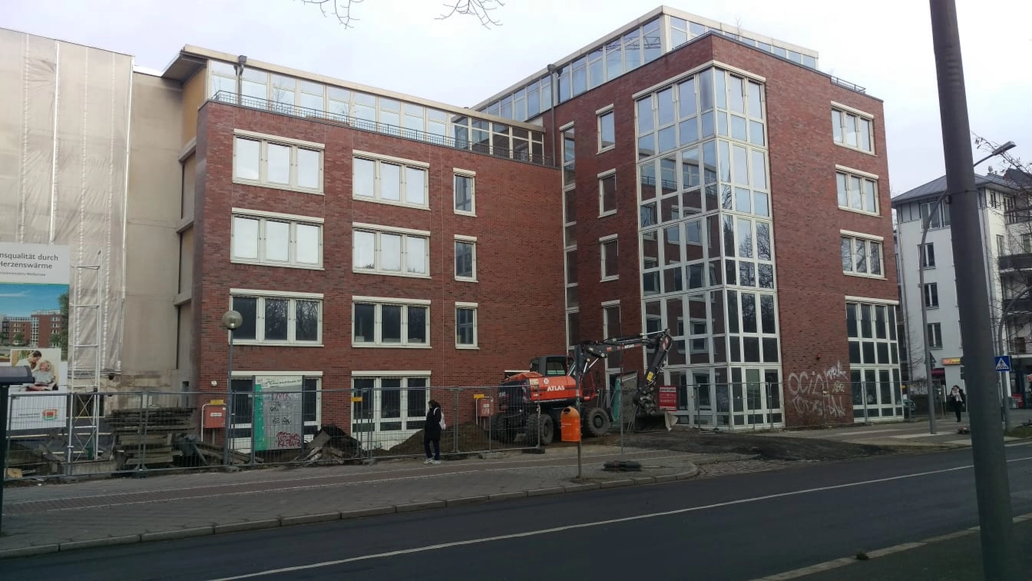 Bauabdichtungen- Bausanierungen Tiriakidis -  Komplette Renovierungsdienstleistungen – Trockenbauarbeiten