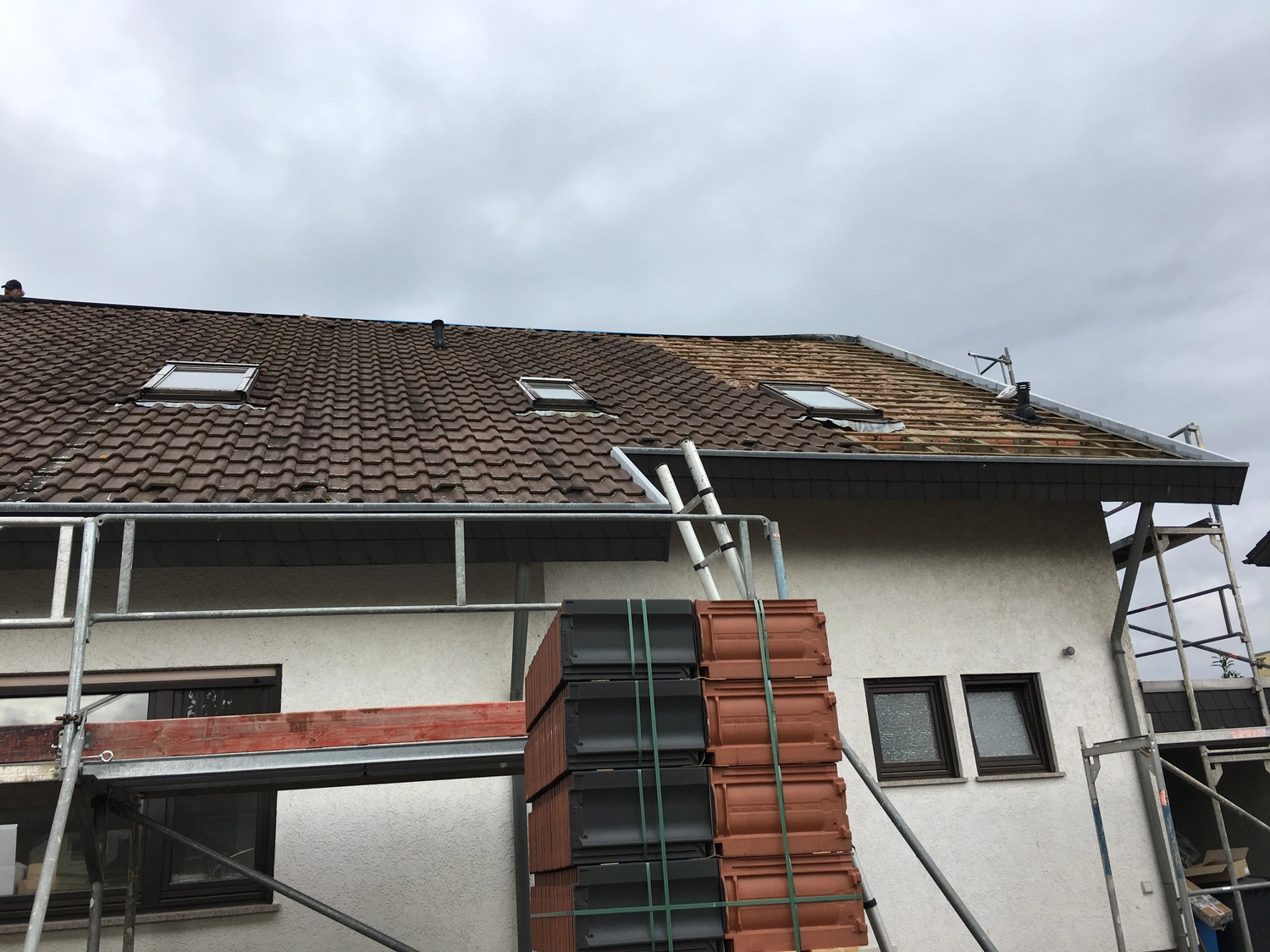  Bauabdichtungen- Bausanierungen Tiriakidis -  Komplette Renovierungsdienstleistungen – Dach - Fassade Sanierung