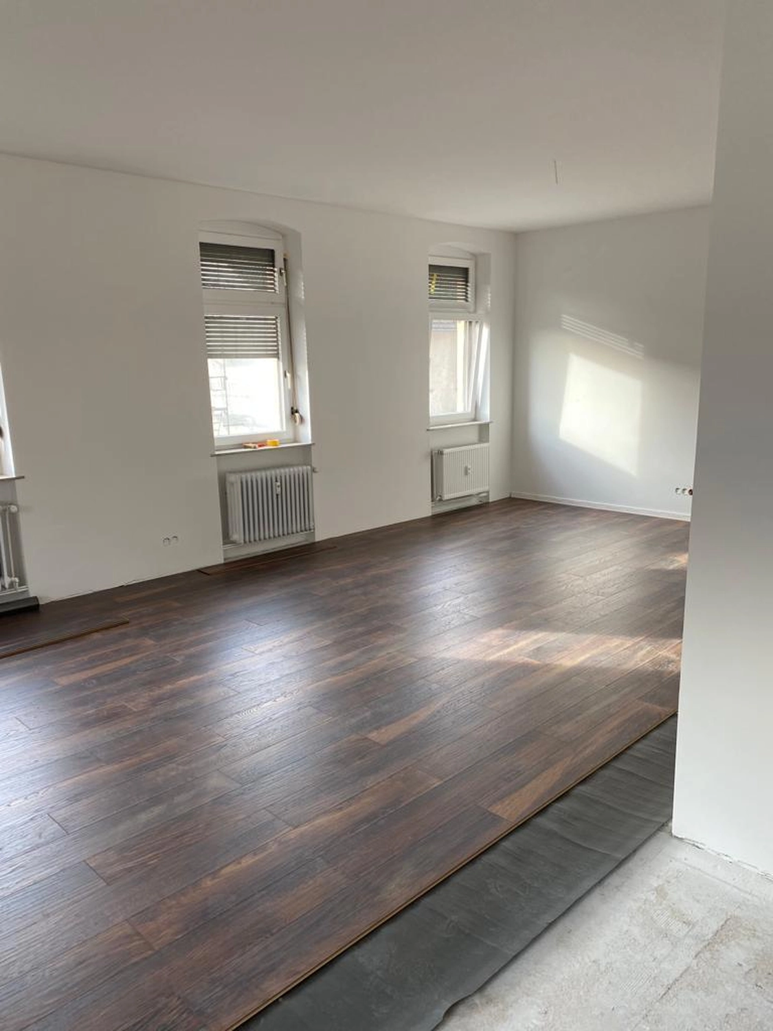 Bauabdichtungen- Bausanierungen Tiriakidis -  Komplette Renovierungsdienstleistungen – Kernsanierung 