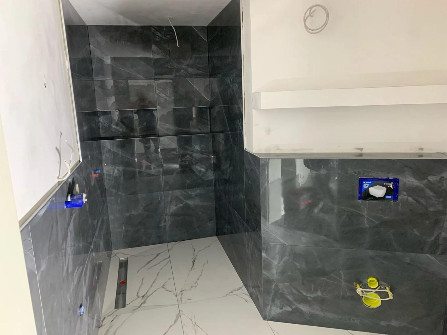 Bauabdichtungen- Bausanierungen Tiriakidis -  Komplette Renovierungsdienstleistungen – Fließen Natursteinarbeiten