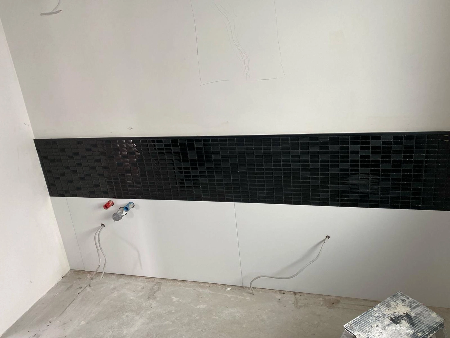 Bauabdichtungen- Bausanierungen Tiriakidis -  Komplette Renovierungsdienstleistungen – Fließen Natursteinarbeiten